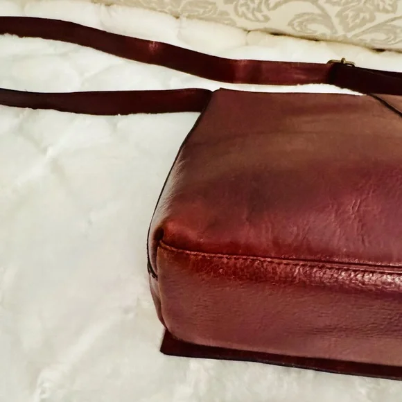 Nordstrom Burgundy Leather Shoulder Bag with Studs Adjusts to crossbody - Picture 7 of 10